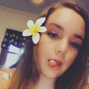 Meet your Posher, Lacey